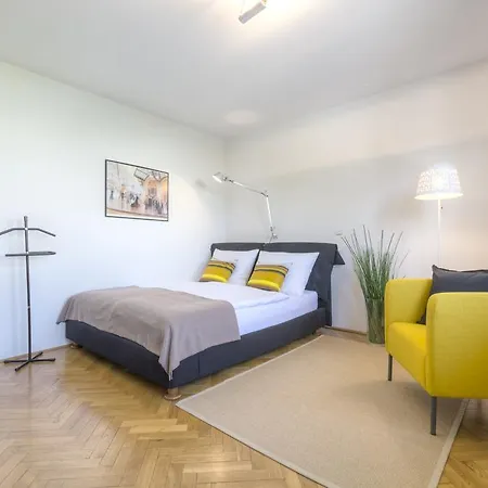 Fine Ziherlova Apartment *